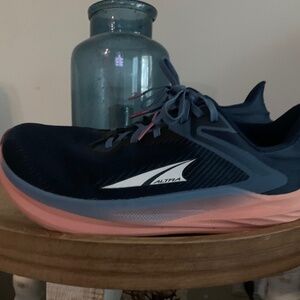 Altra Torin 8  running shoe women